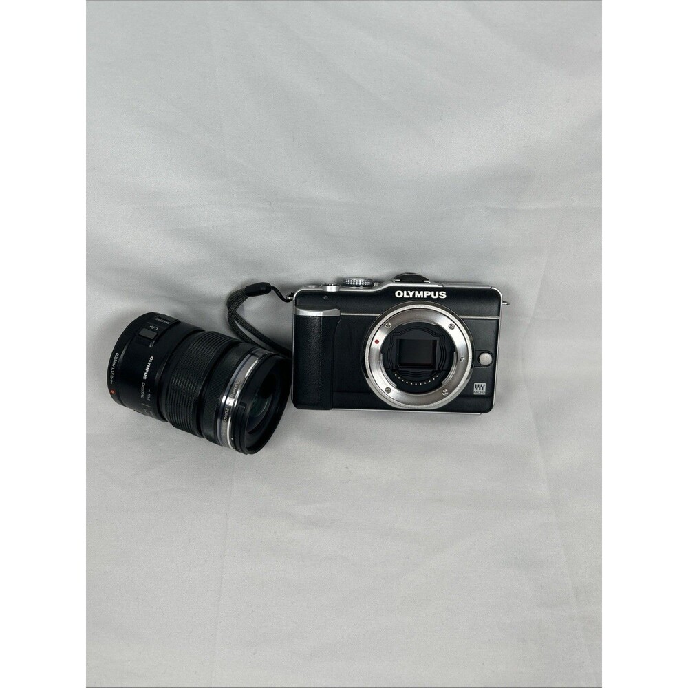 Olympus PEN E PL1 Digital Camera with Lens and Battery